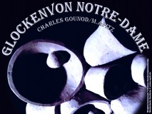 Glocken von Notre-Dame – Charles Gounod / M. Apitz; Bild: Skulpturenmuseum ‚t Veluws Zandsculpturenfestijn Niederlande Garderen