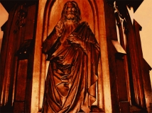 Bild: Christus Schwerin Dom Kanzel Holzschnitzerei Bildlegende: Schwerin Dom Kanzel © noten-apitz.de Bildquelle: Musikverlag Apitz