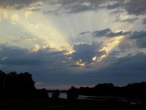 Bild: Elbe Aken bei Köthen Anhalt Sonnenuntergang © noten-apitz.de Bildquelle: Musikverlag Apitz